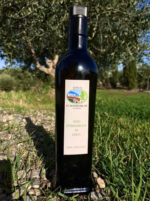 extra virgin olive oil tuscany tenuta le mandorlaie